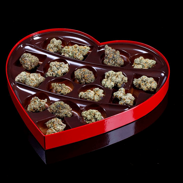 cannabis-packaging-box-1